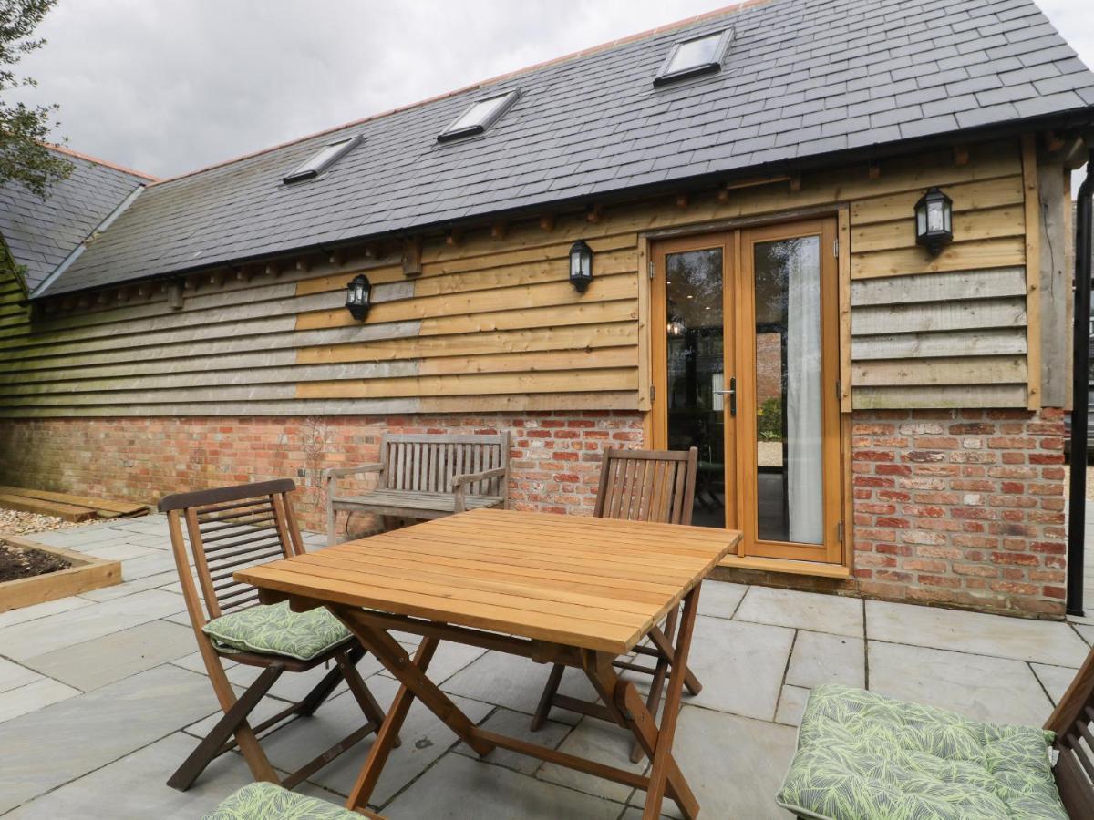 The Courtyard - Hilltop Barn Blandford Forum Exterior photo